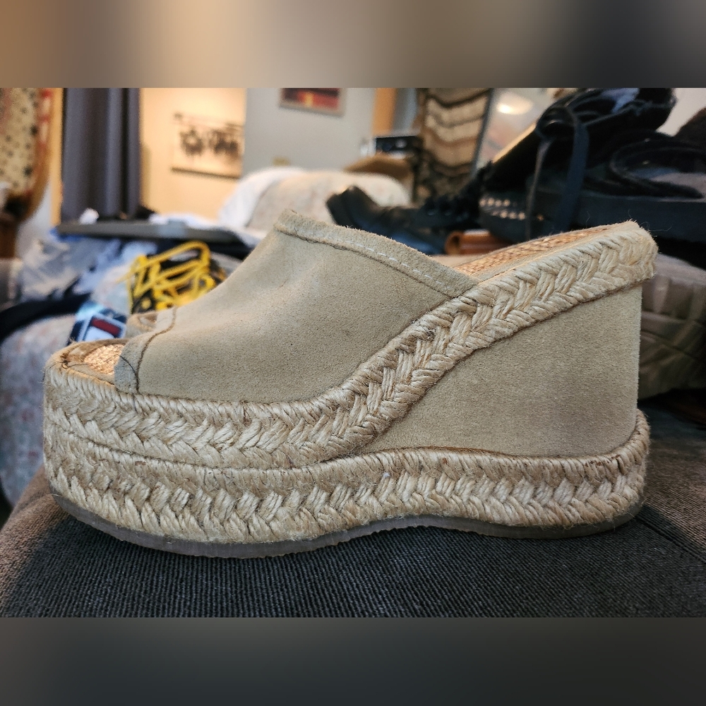 Source Unknown Tan Suede Platform Espadrilles